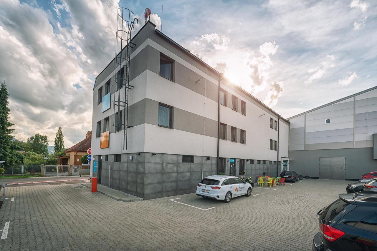 Timeout City Hotel Liptovsky Mikulas Luaran gambar